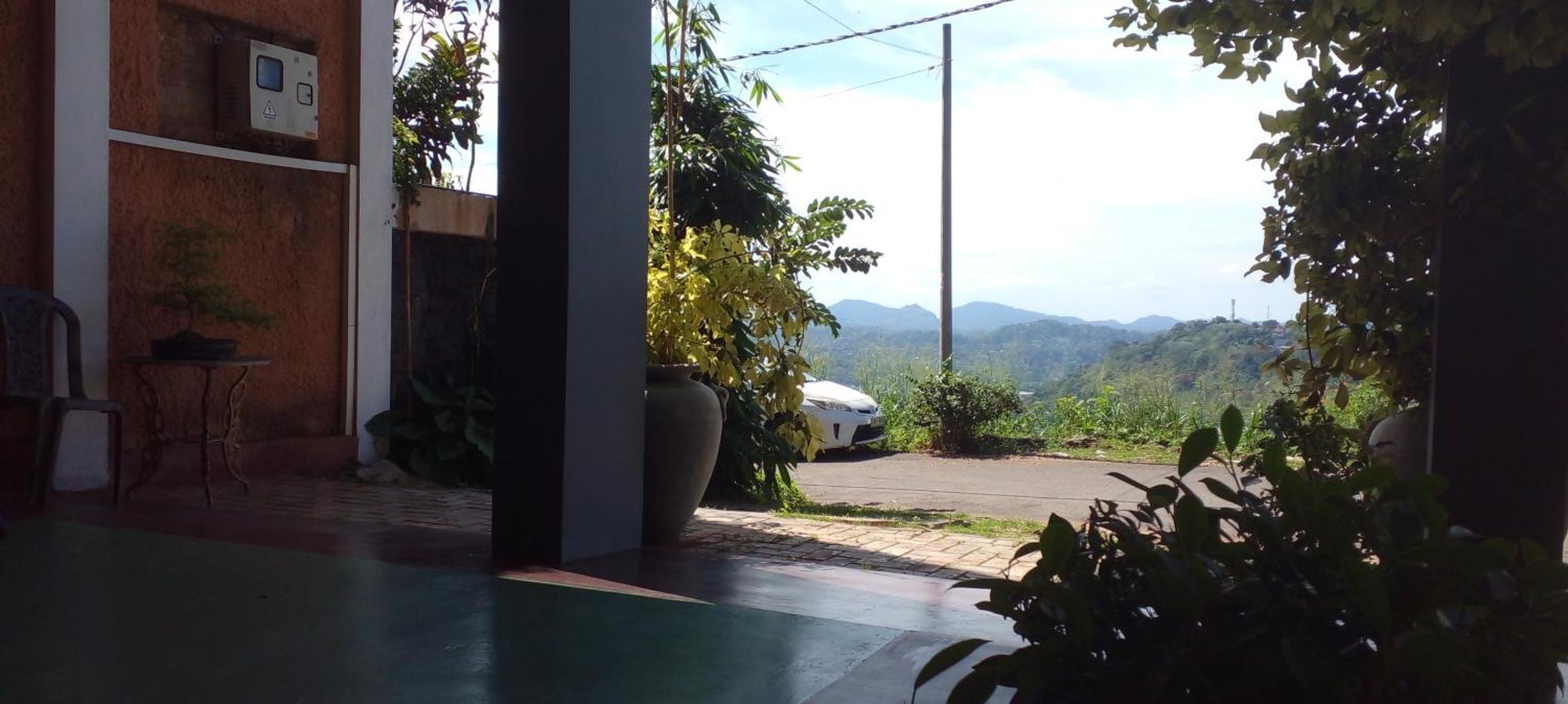 Lawan One Kandy Exterior foto