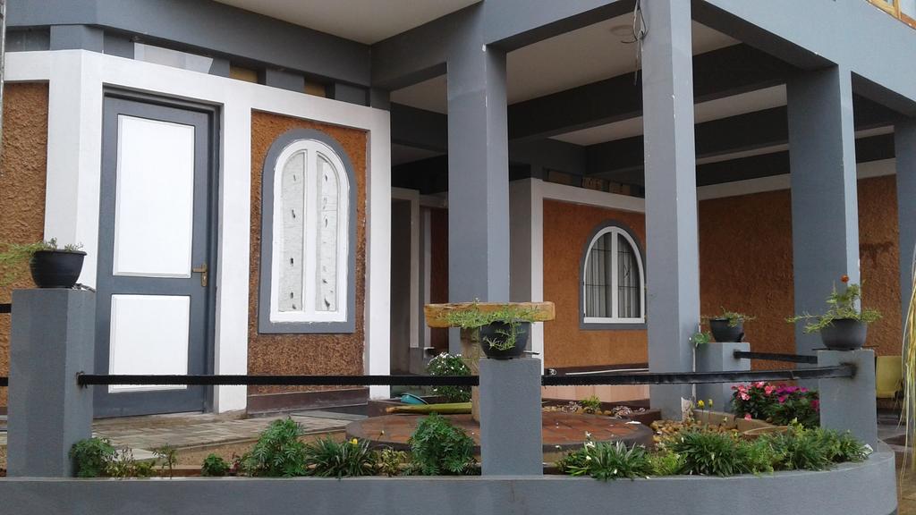 Lawan One Kandy Exterior foto