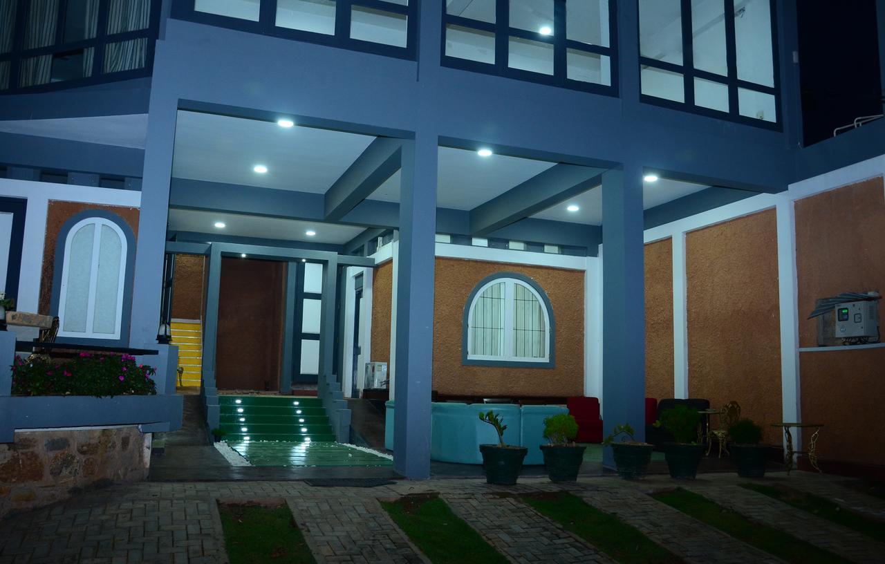 Lawan One Kandy Exterior foto