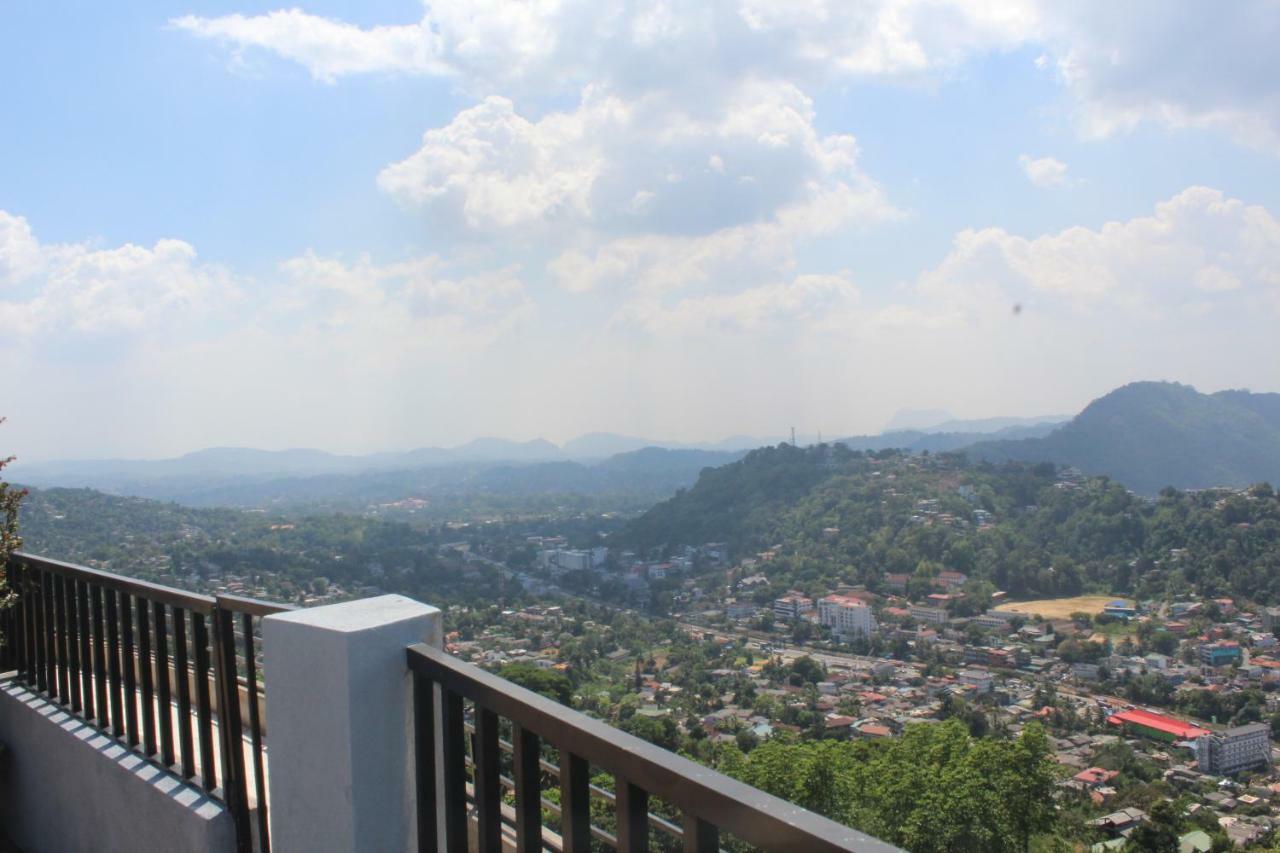 Lawan One Kandy Exterior foto